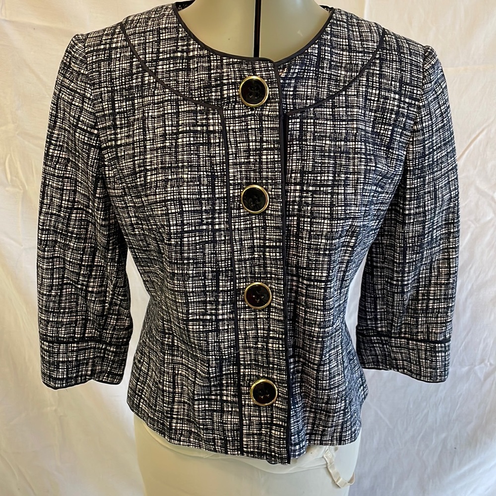 3/4 sleeve blazer